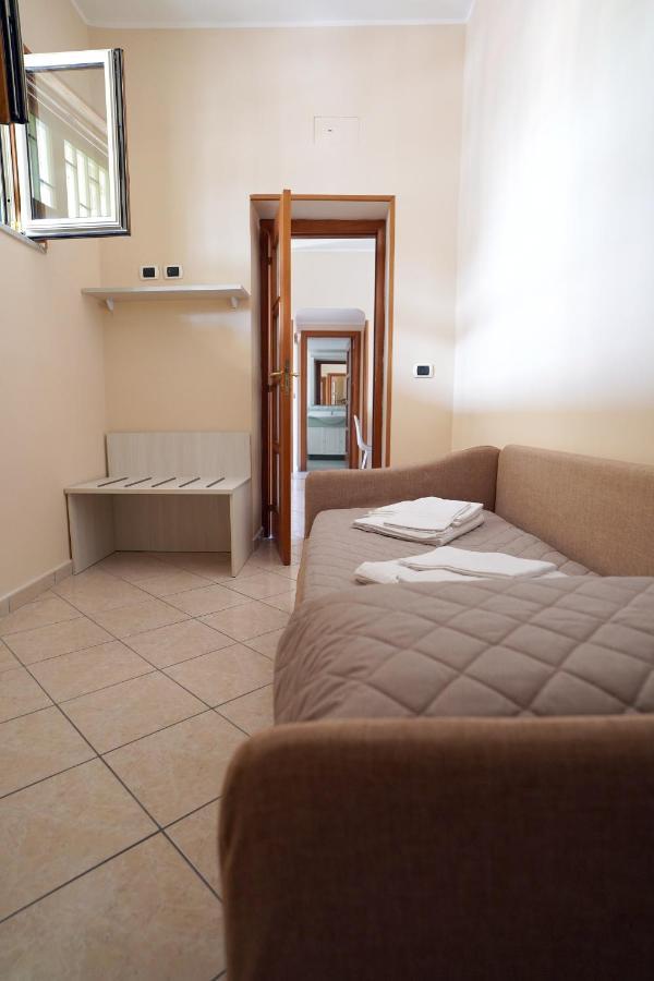 Nonnadora Apartment Наполи Екстериор снимка
