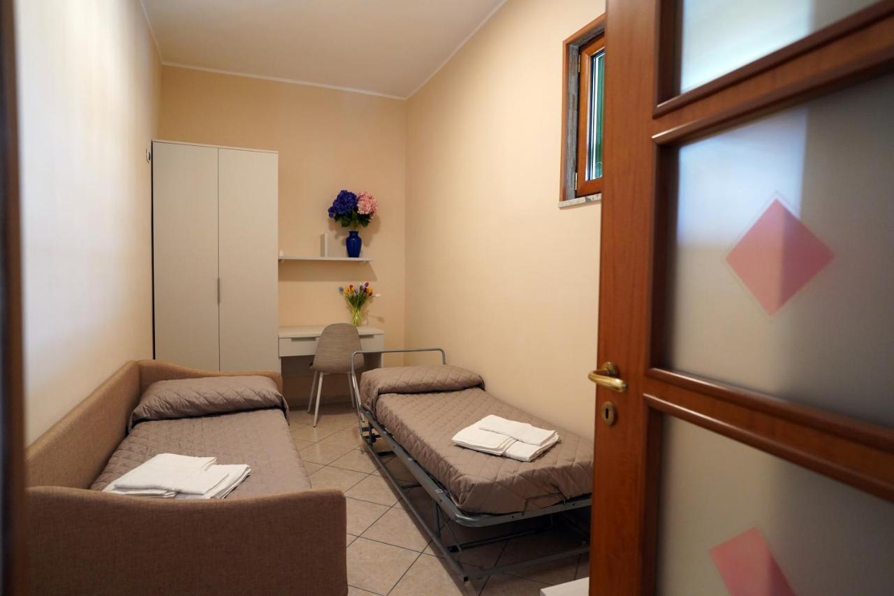 Nonnadora Apartment Наполи Екстериор снимка
